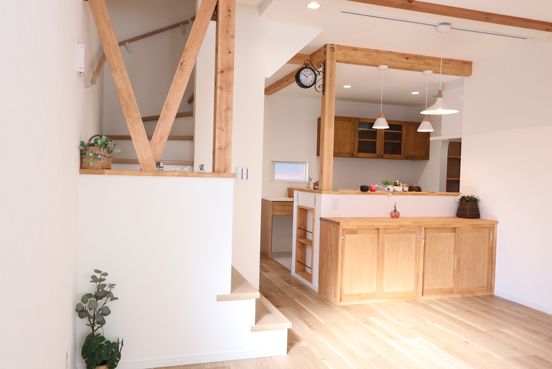 １階キッチン前